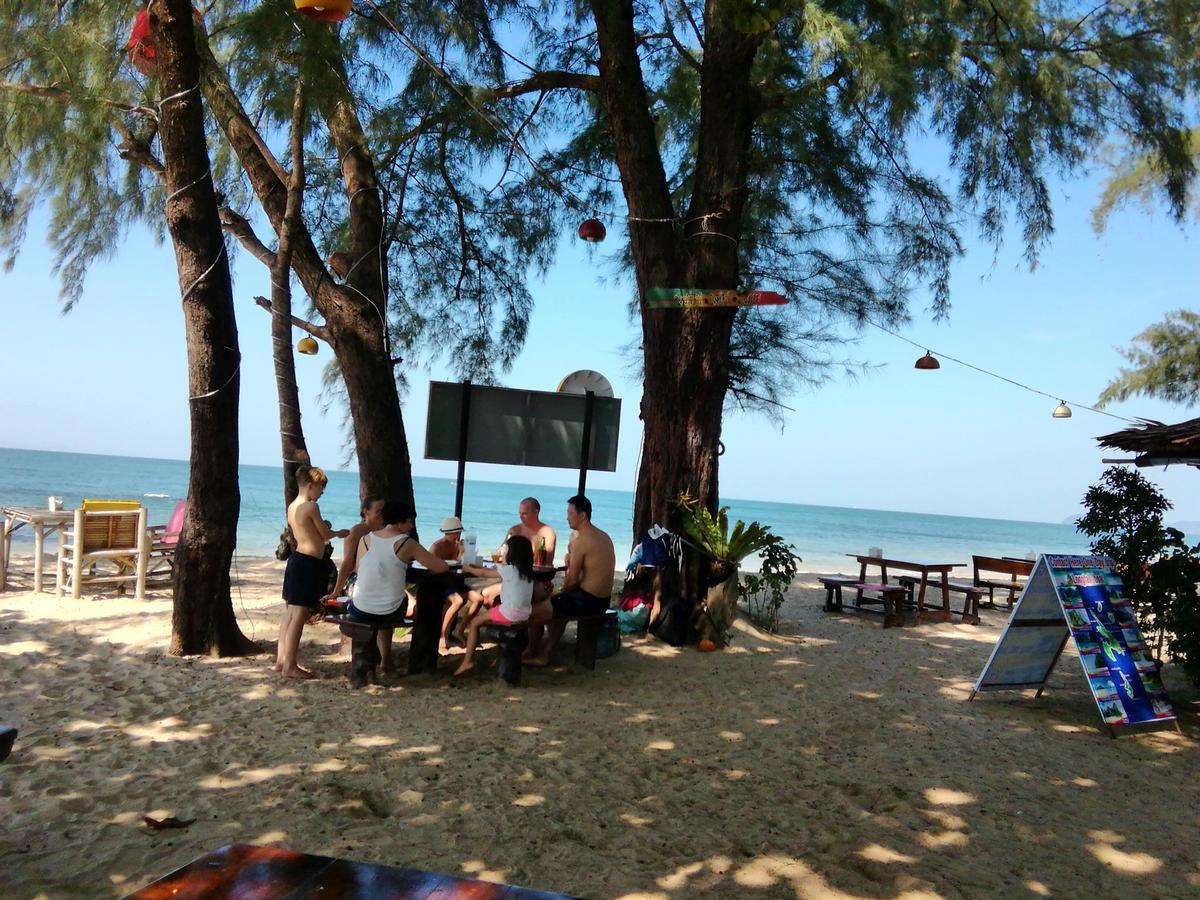Kohjum Freedom Resort Ко Джам Екстер'єр фото